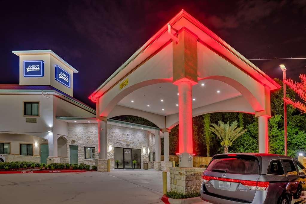 Americas Best Value Inn & Suites Iah Airport North Humble Exterior photo